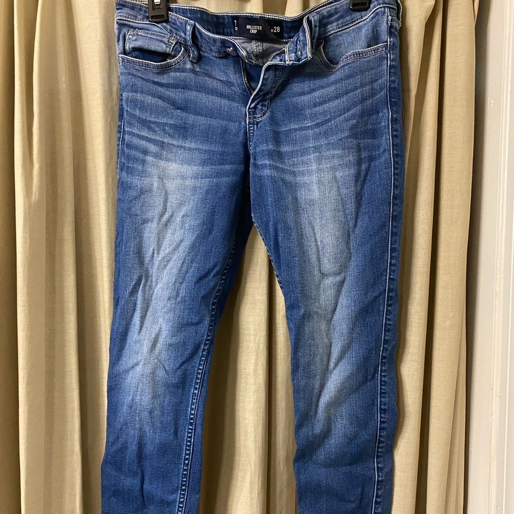 Hollister Crop Jeans